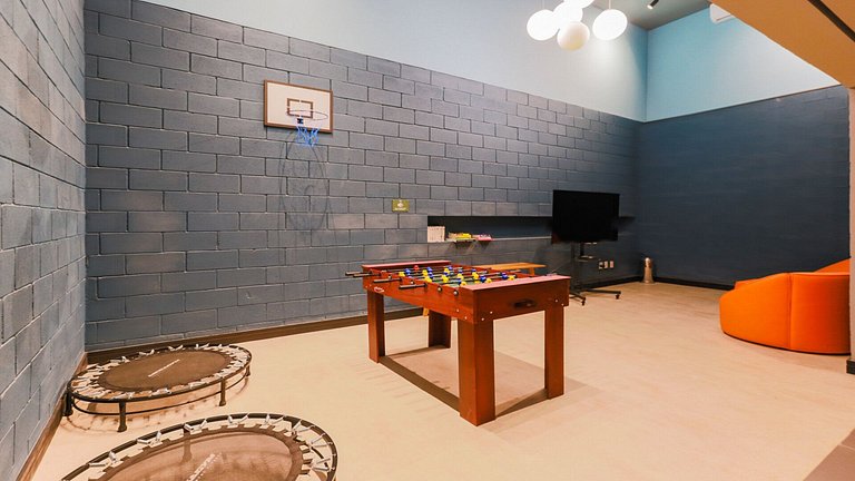 Studio no 8°andar, perto da Avenida Paulista