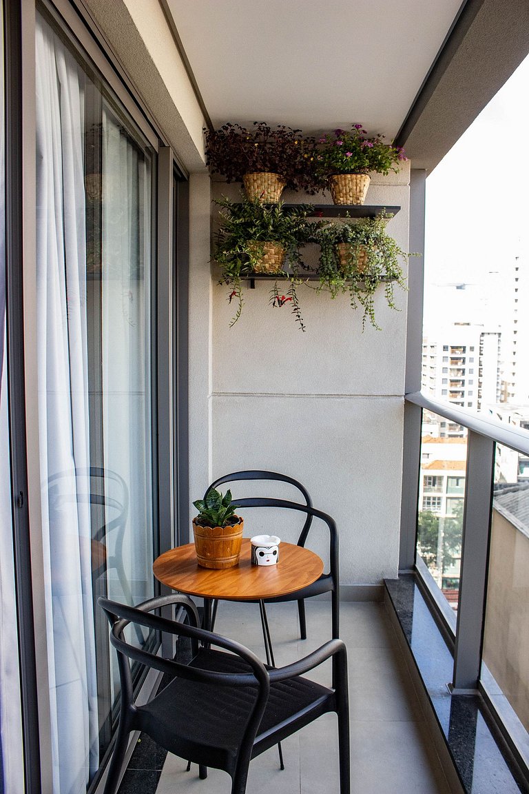 Studio moderno com Rooftop na Bela cintra