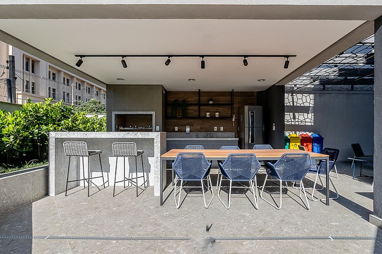 Studio novo a 100m do Metrô, para 4 Pessoas