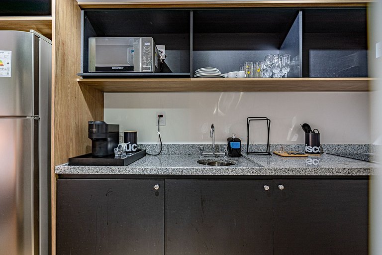Studio moderno e lindo com varanda na Vila Mariana
