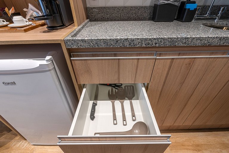 Studio novo a 100m do Metrô Vila Mariana