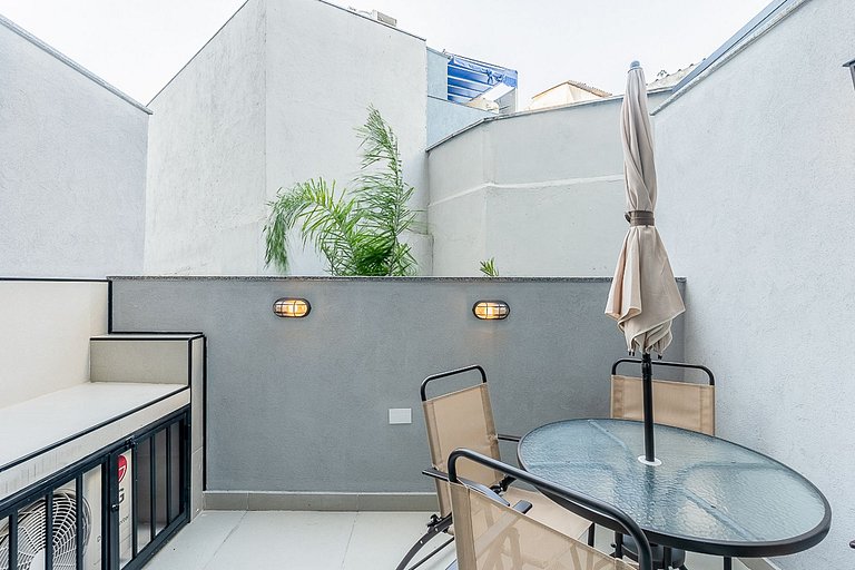 Studio novo a 100m do Metrô, para 4 Pessoas