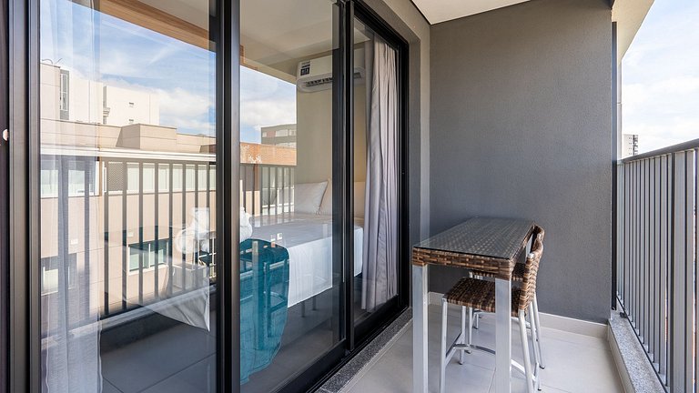 Studio novo e Funcional em Frente ao Poliedro