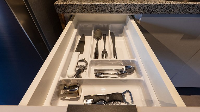 Studio novo e Funcional em Frente ao Poliedro