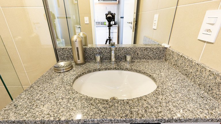 Studio novo e Funcional em Frente ao Poliedro