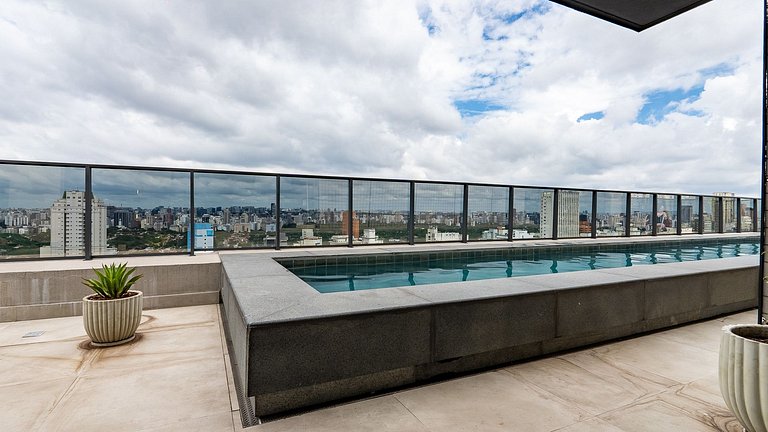 By DH: Studio Moderno, com Piscina no Rooftop