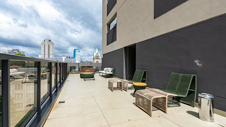 By DH: Studio Moderno, com Piscina no Rooftop