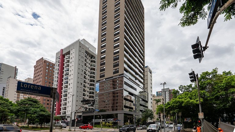 By DH: Studio Moderno, com Piscina no Rooftop