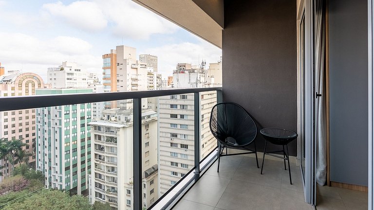 By DH: Studio Moderno, com Piscina no Rooftop
