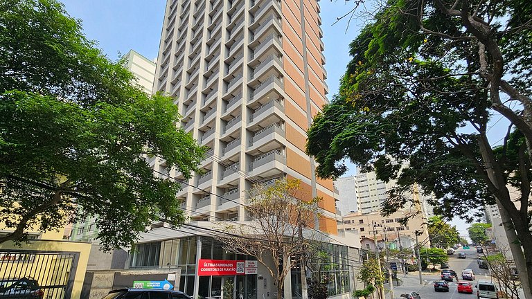Studio magnifico no 18° andar em Perdizes