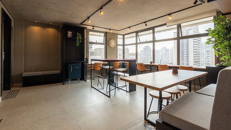 Studio magnifico no 18° andar em Perdizes