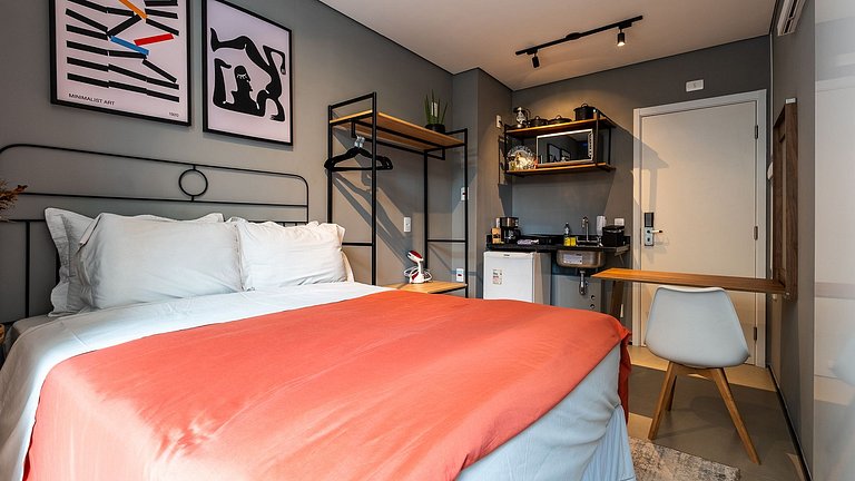 Estúdio moderno ao lado do shopping Frei Caneca