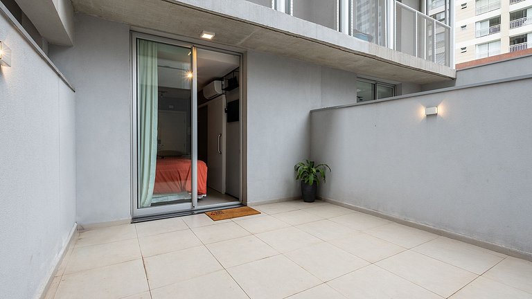 Estúdio moderno ao lado do shopping Frei Caneca