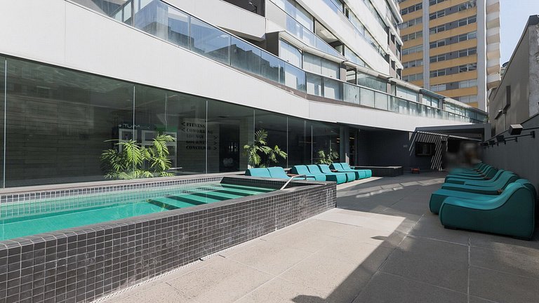 Studio moderno na Oscar Freire no 18° andar