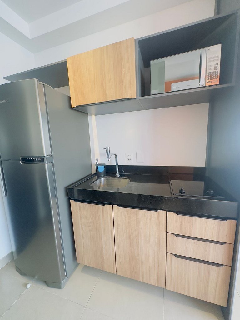 Studio moderno na Oscar Freire no 18° andar