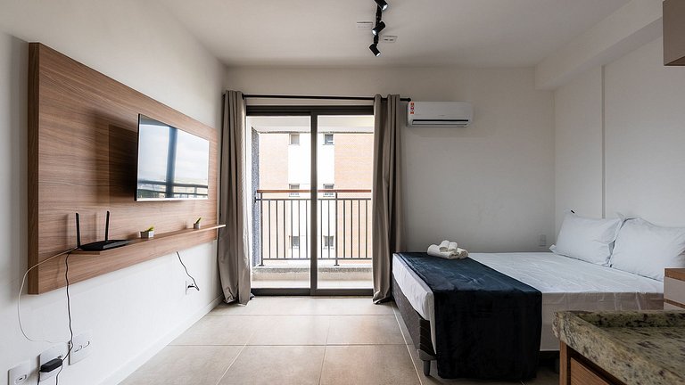 Studio Moderno na Vila Madalena – Perto do Metrô.