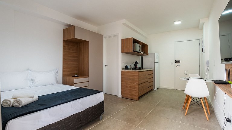 Studio Moderno na Vila Madalena – Perto do Metrô.
