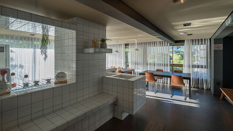 Studio luxuoso na Melo Alves prox a Oscar Freire
