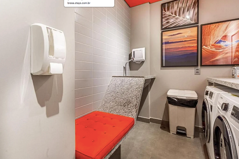 Oásis Urbano: Studio Deslumbrante com Piscina na Cobertura b