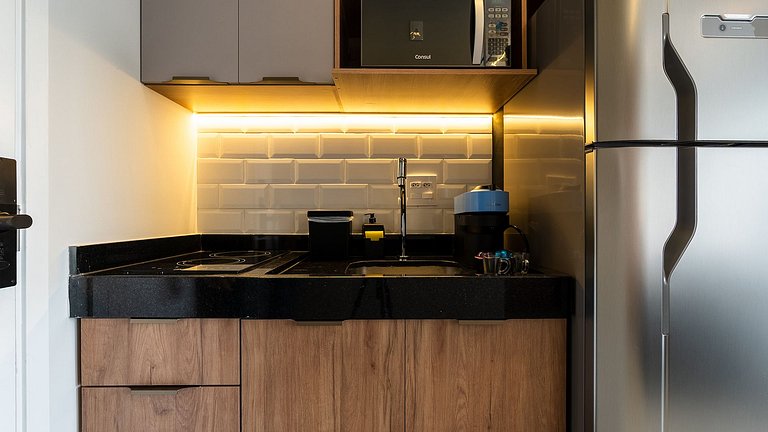 Studio de luxo no 10° andar prox a Vila Mariana