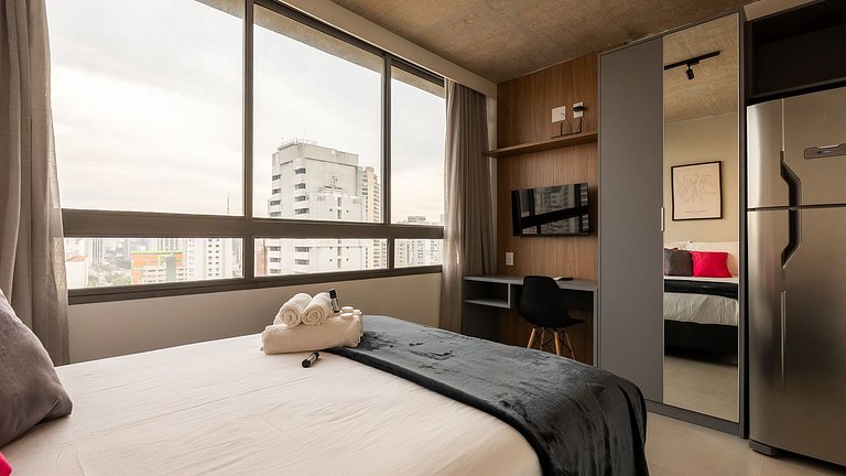 Studio completo no 15° andar prox. á Vila Mariana