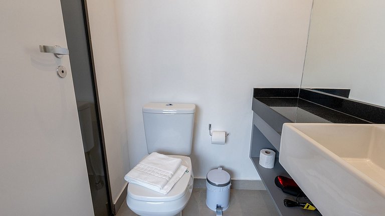 Studio completo no 15° andar prox. á Vila Mariana
