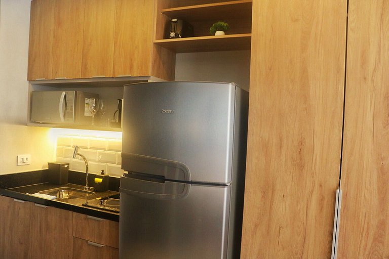 Studio no 13° andar ao lado da estação Brooklin