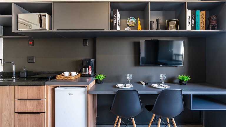 By DH: Studio luxuoso no Jardim Paulista