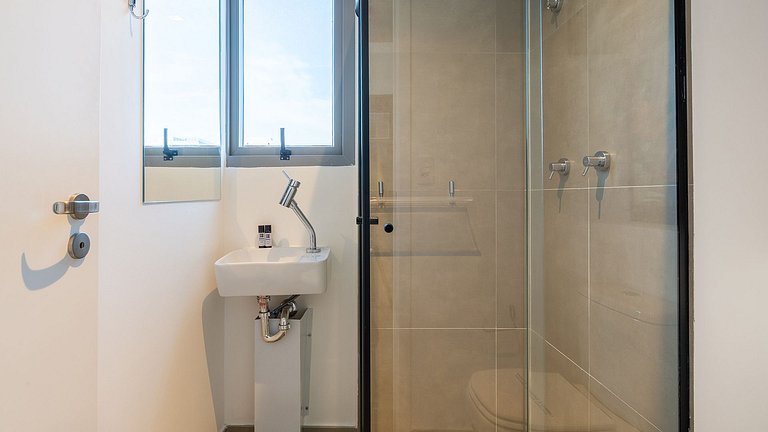 By DH: Studio luxuoso no Jardim Paulista