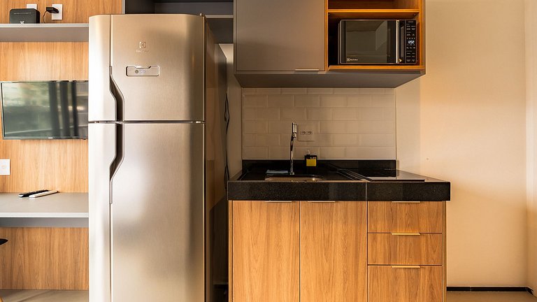 Studio Moderno a 400m Metrô Vila Mariana