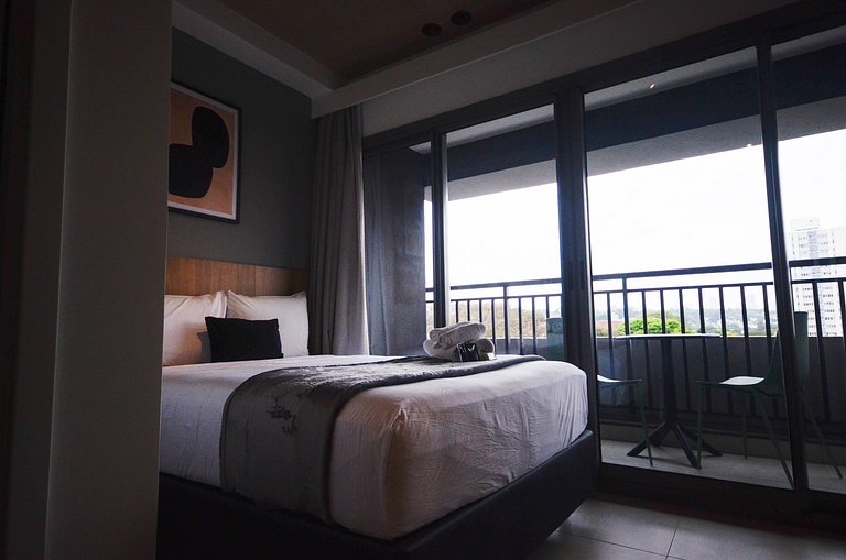 Studio no 7° andar a 3 min da estação Brooklin