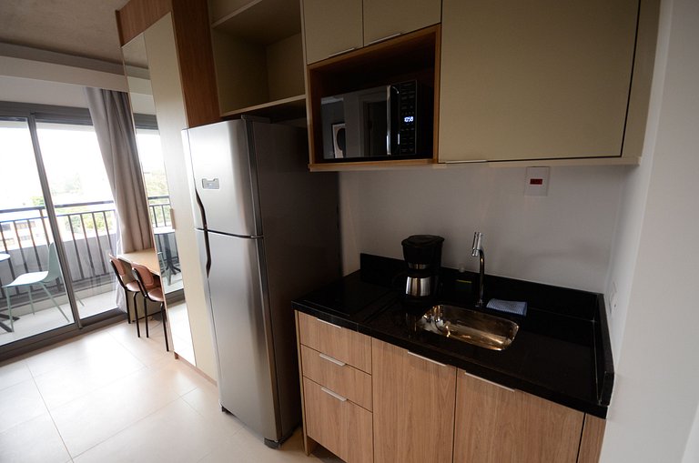 Studio no 7° andar a 3 min da estação Brooklin