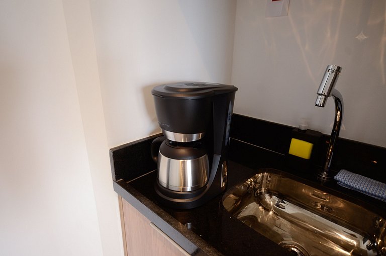 Studio no 9° andar a 3 min da estação Brooklin