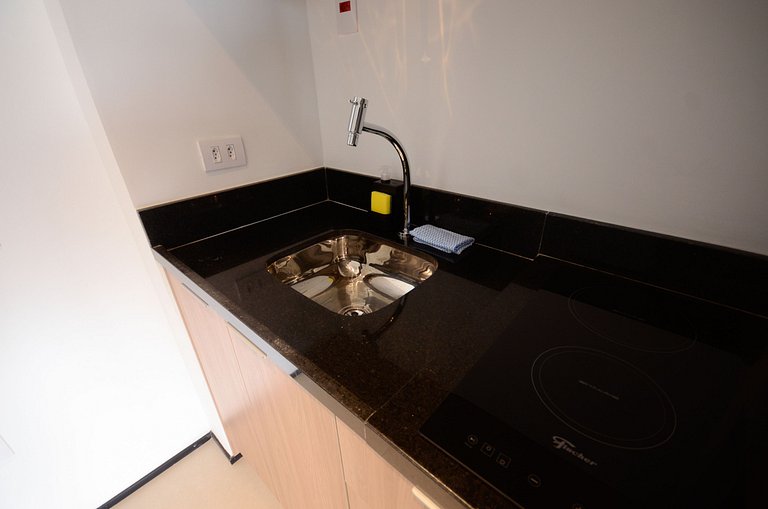 Studio no 9° andar a 3 min da estação Brooklin