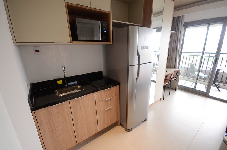 Studio no 9° andar a 3 min da estação Brooklin