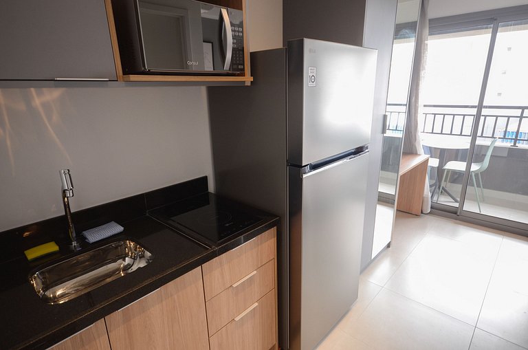 By Housi: Studio completo prox a estação Brooklin