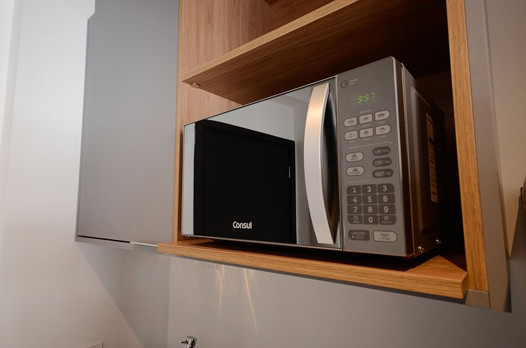 By Housi: Studio completo prox a estação Brooklin