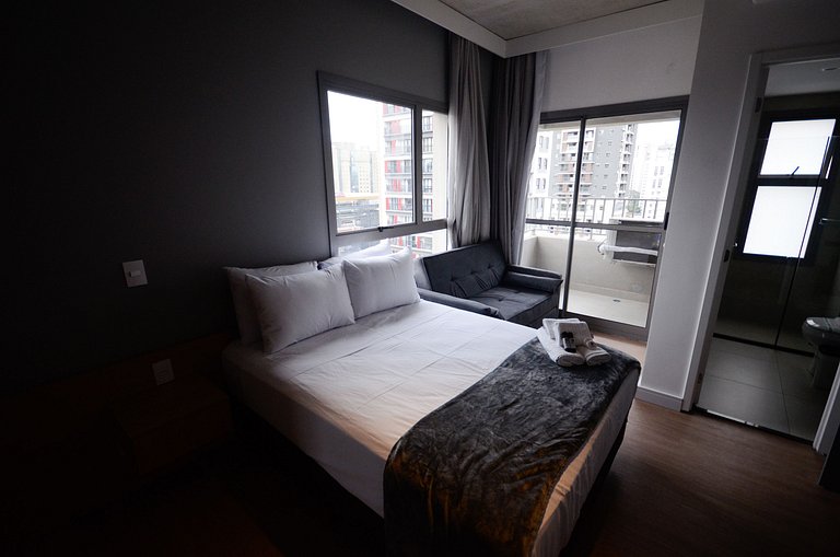 BY Housi: Studio completo no 10° andar em Moema