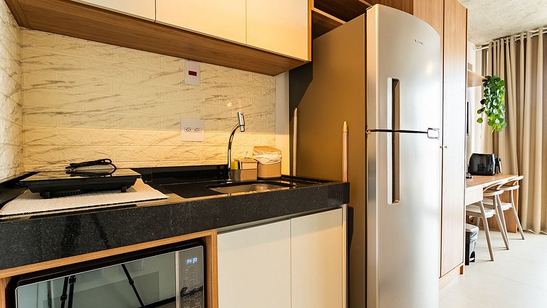 Studio no 13° andar prox a estação Vila Mariana