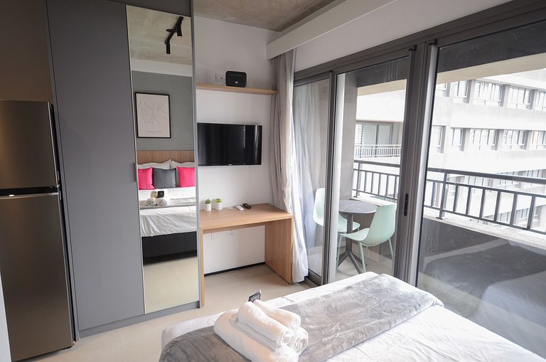 Studio no 19° andar a 3 min da estação Brooklin