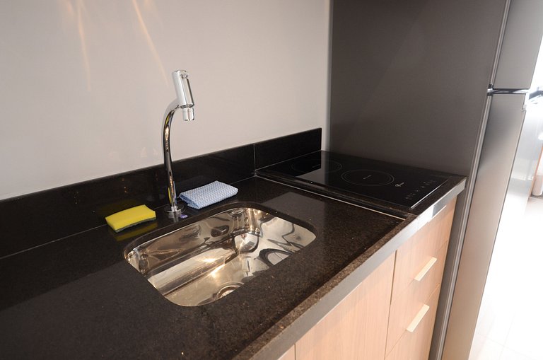 Studio no 19° andar a 3 min da estação Brooklin