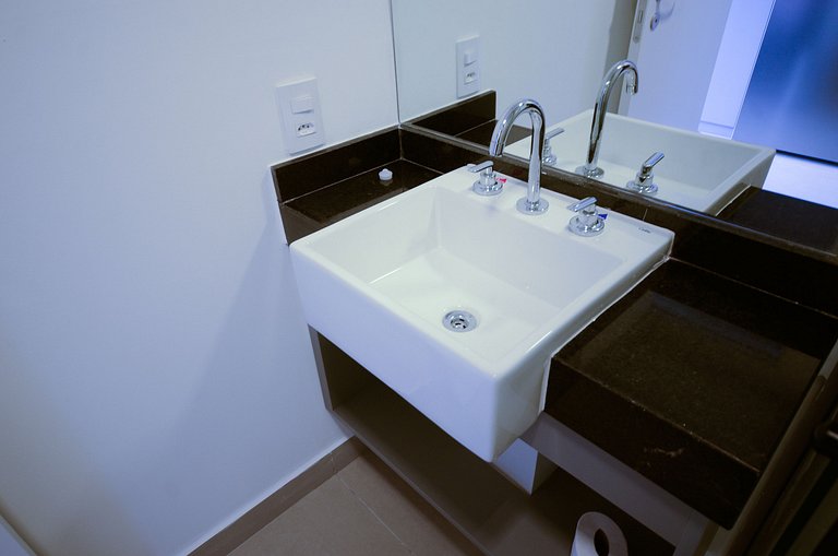 Studio no 19° andar a 3 min da estação Brooklin