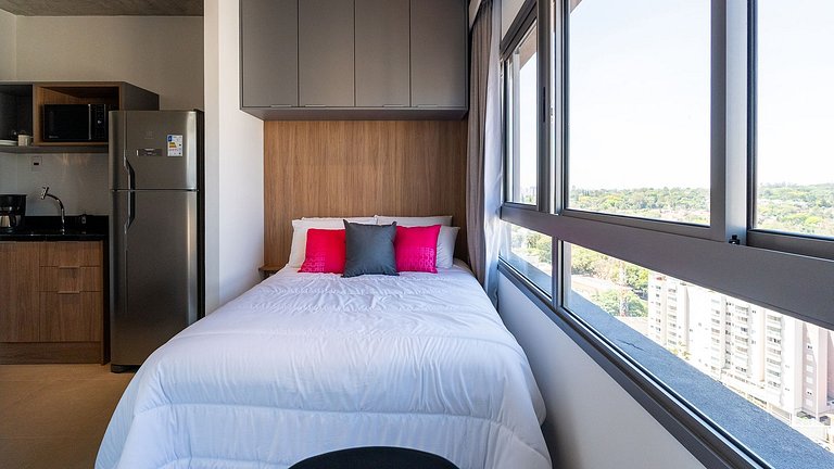 Studio no 20° andar a 300m da estação Brooklin