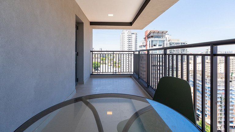 Studio no 20° andar a 300m da estação Brooklin