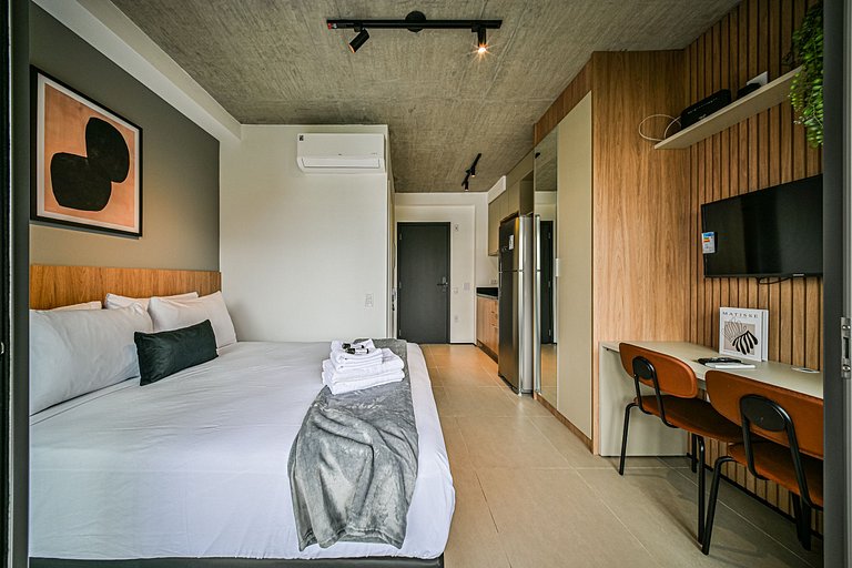 Studio no 5° andar a 3 min da estação Brooklin