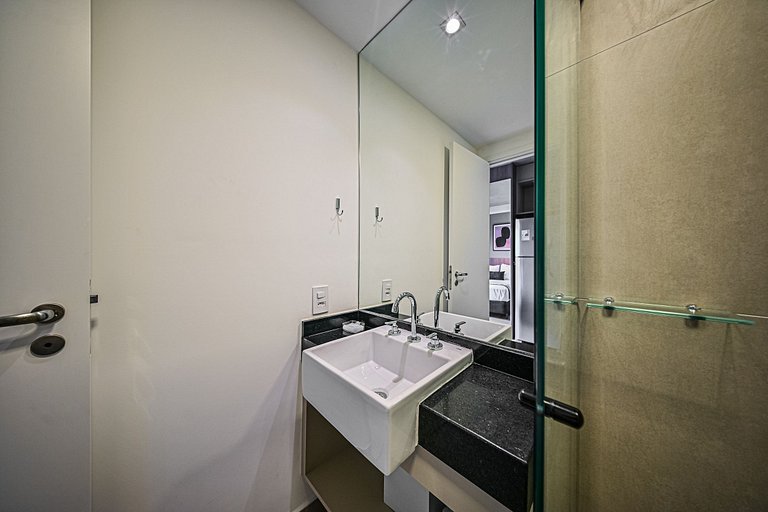 Studio no 5° andar a 3 min da estação Brooklin