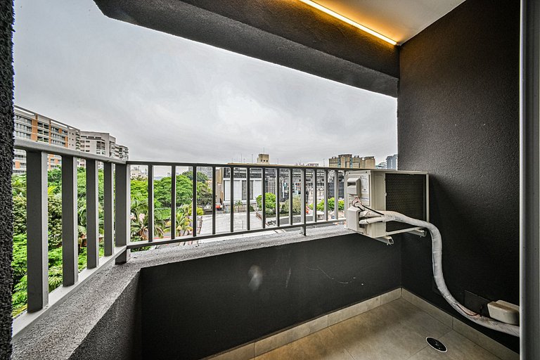 BY Housi: Studio completo no 5° andar em Moema