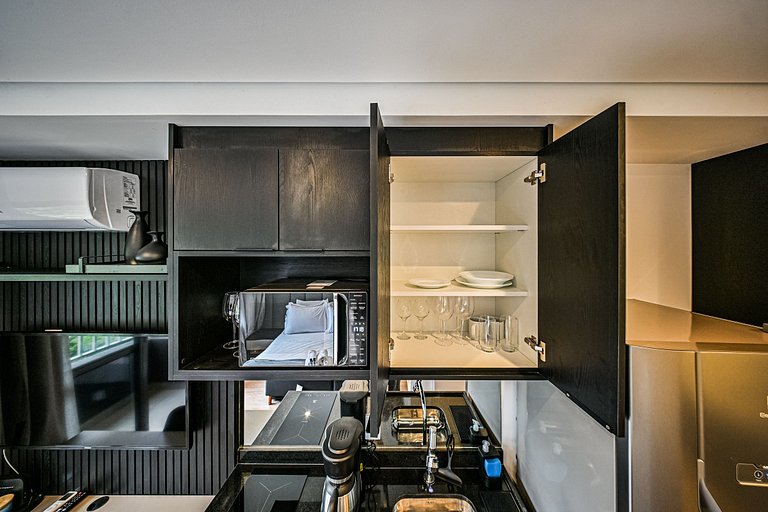 BY Housi: Studio completo no 5° andar em Moema