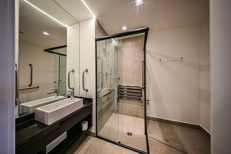 BY Housi: Studio completo no 5° andar em Moema