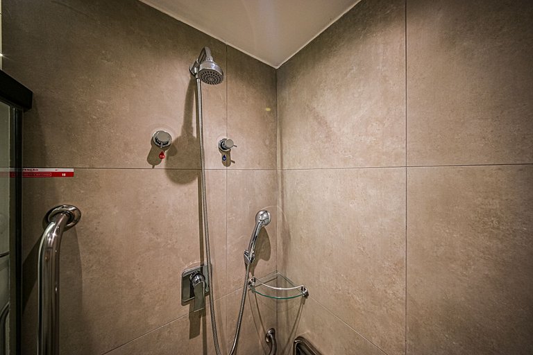 BY Housi: Studio completo no 5° andar em Moema